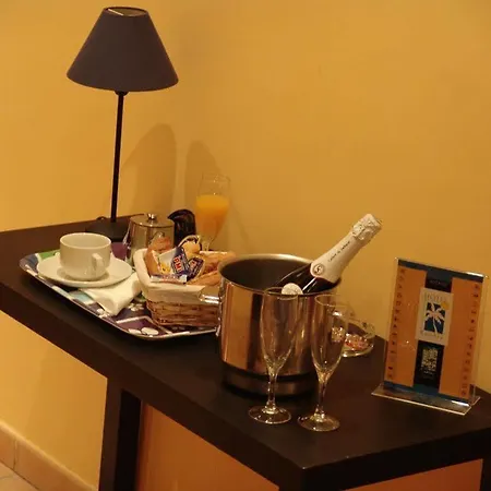 Rambla Contactless Hotel 2*