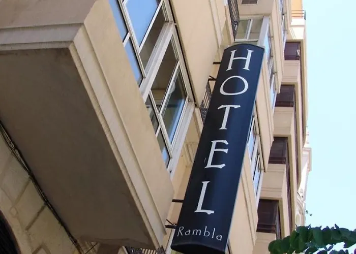 Rambla Hotel 2*