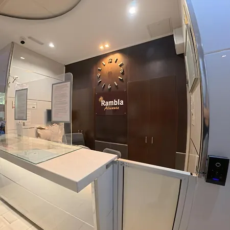 Rambla Hotel 2*